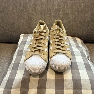 Adidas Men's Beige and White Sneakers